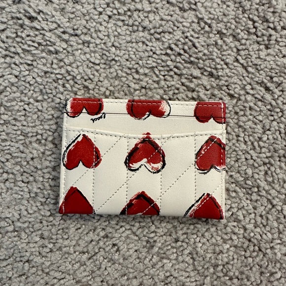 Coach Essential Card Case, Cream with Red Hearts, NWT - Picture 2 of 5